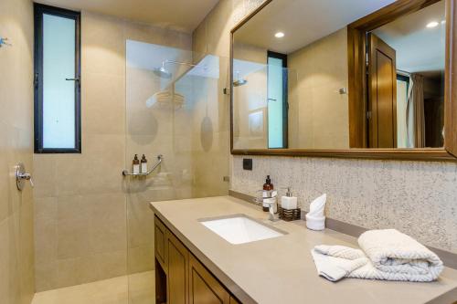 Superior Apartment image 5