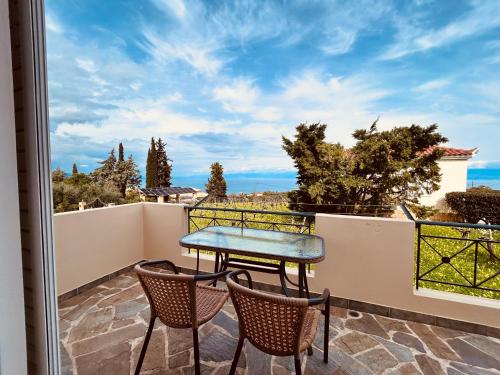Orfanos Houses No2 in Agios Georgios