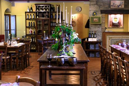 Restaurant, Locanda Del Molino in Scanizza