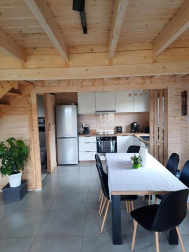 Domek Ostoja in กลูชิกา กอร์นา