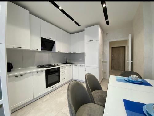 مطبخ, апартаменти як вдома in مقاطعة سيكافيسكي