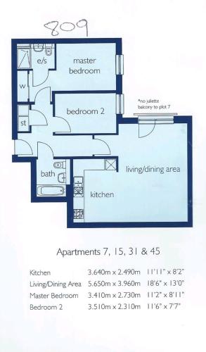 Spacious London apartment 5 min walk to Leytonstone Underground Station and 5 stops to zone 1