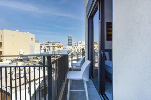 Apartment image 10