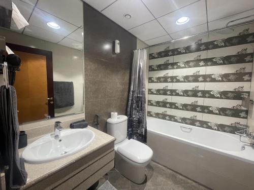 Luxury Hotel Apartments - Ajman Corniche UAE Luxury Hotel Apartments - Ajman Corniche UAE