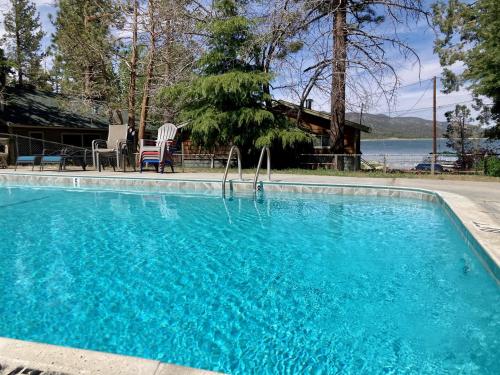 Twin Pines-111 by Big Bear Vacations - image 2