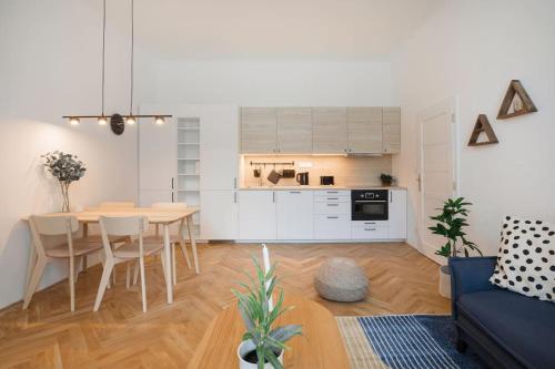 Beautiful cozy apartment for 2 people