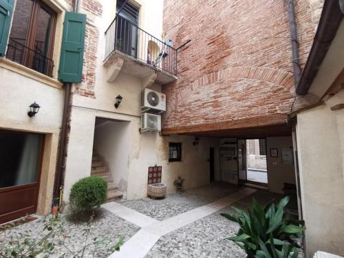 Dream one ( Sankofa ), Verona (fotografie 2)