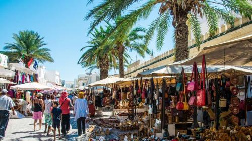 2 bedrooms Smart Home 5m drive to the Sea