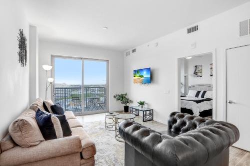 Downtown Tampa Gem 1-BD w/Pool, Gym, & Sky Lounge in Tampa, USA