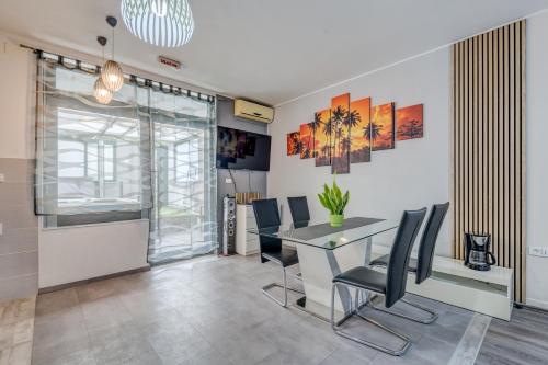 Apartment Slavica-New-With Jacuzzi, Split (zdjęcie 8)