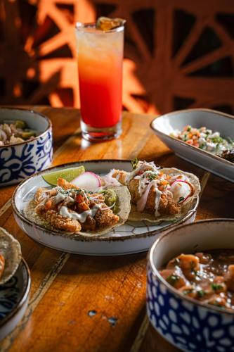 Food and beverages, Socialtel Cartagena in Getsemani