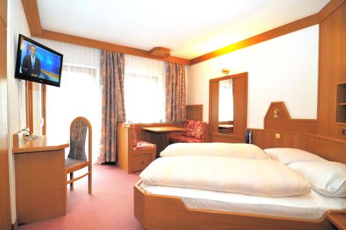 Twin Room with Balcony