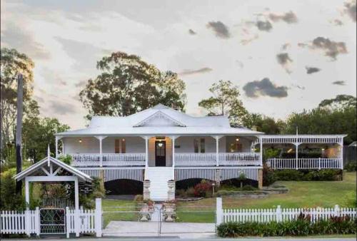 . The White House - Spencer