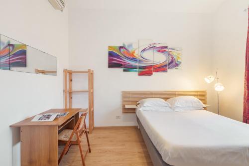 Termini Station Lightsome 3BR Apartment - image 5