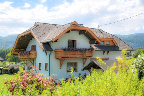 Ferienwohnungen am See Haus Spitzer