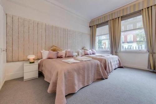 Harley Street Spectacular Suites with High Ceilings High Luxury - image 2