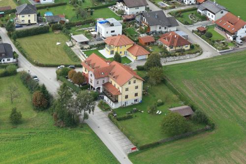 Hotel & Fitness Castello in Seewalchen, Österreich