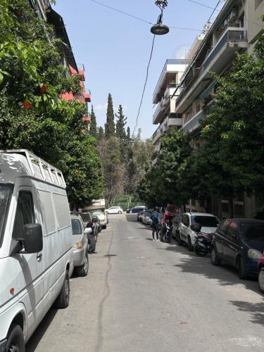 Cozy apartment in the heart of Athens - image 11