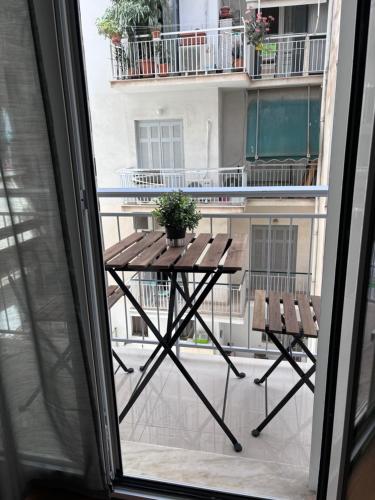 Cozy apartment in the heart of Athens - image 9