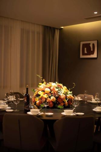 Restaurant, Yiwu Holly Hotel near Huang Yuan Comodities Market