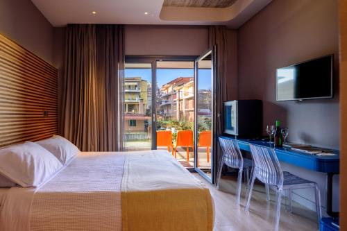 Comfort Double or Twin Room with City View