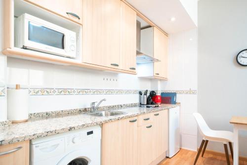 مطبخ, Apartamentos GO Covaresa Parking Bajo disponibilidad- Zona libre de bajas emisiones in Zorrilla