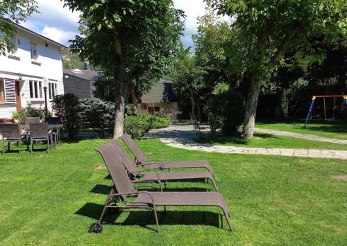 Family home with pool and large garden