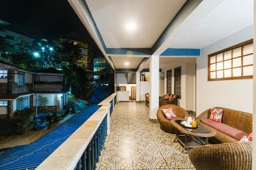 ระเบียง/ชานเรือน, Sparrow Cherry Resort 2 Min Walk To MG Marg in กังต๊อก