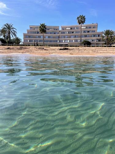 Un Paraiso ,en Primerisima linea de playa