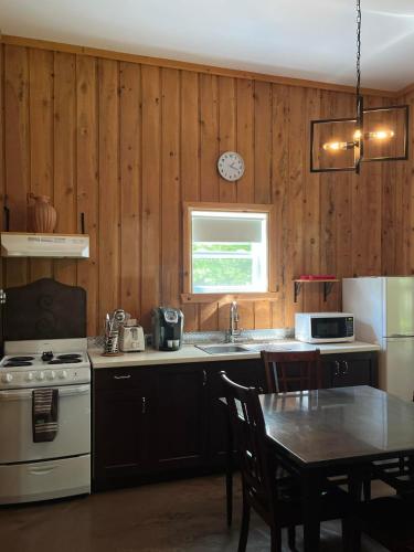 ห้องครัว, Chalets du Domaine Yamaska in โบรมงต์(ควิเบก)