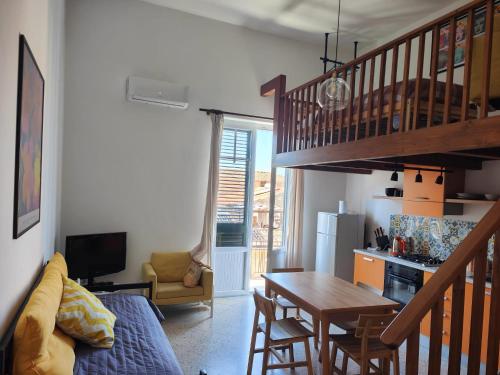 Sunny Flat - SELF Apartments - image 2