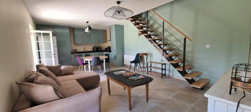 Gîte chaleureux jusqu'à 6 pers à partir de 2 pers et 3 nuits min (Gite chaleureux jusqu'a 6 pers a partir de 2 pers et 3 nuits min) in Silly-en-Gouffern