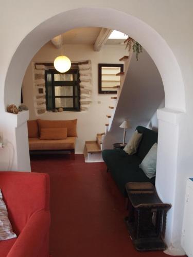 Cretan Holiday Cottage - Tap to explore photos