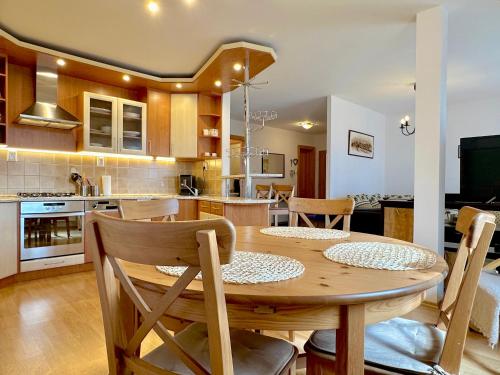 厨房, Mezonet Lomnica - Tatranská Lomnica (Mezonet Lomnica - Tatranska Lomnica) in 塔查斯卡