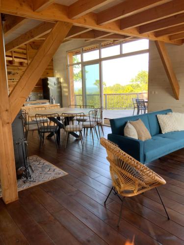 Maison bois, proche Sarlat gîte à louer Limeuil