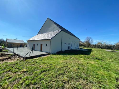 Longère à la campagne rénovée à neuf (Longere a la campagne renovee a neuf) in Mers-sur-Indre