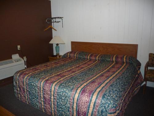 Red Rose Motel - main image