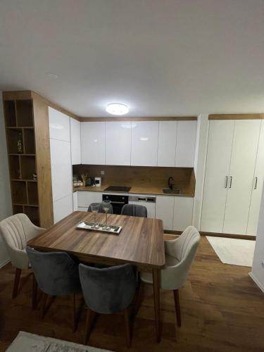 Luxury Apartment – khách sạn tại Kmetovce