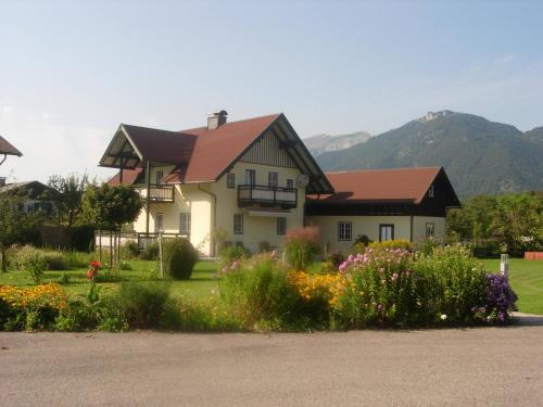 K3 Ferienhaus, Pension in Strobl bei Seidegg