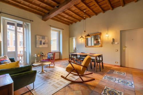 Campo De Fiori Stylish Apartment - image 5