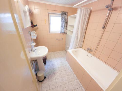 Tuš, Apartma Florent in Kal-Koritnica