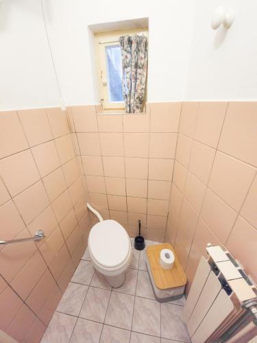 kopalnica, Apartma Florent in Kal-Koritnica