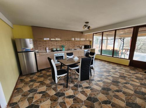 Konyha, Lilia guesthouse in Signali