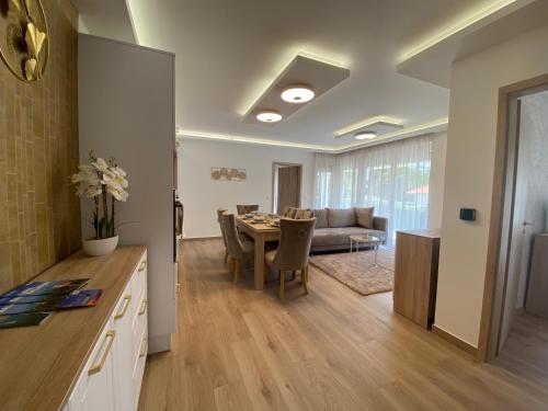 Sunshine Homes Luxury Apartmanok