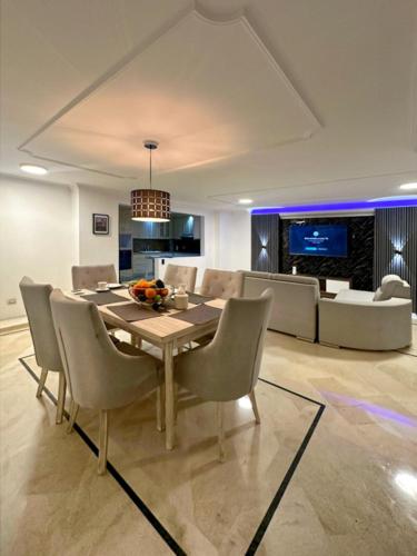 Luxury Penthouse superb location