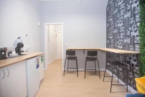 Faciliteter, Aerostay Hostel ' Self Check-in in Maia