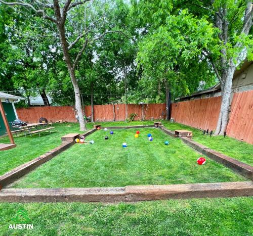 Austin Greenhouse Rentals in Austin, USA