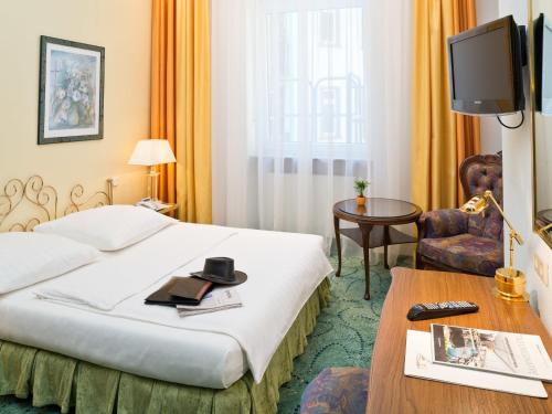 Hotel Palmenhof - image 14