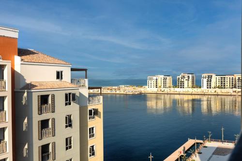 Splendid brand new 1BD apartment near the beach, Dubaï (photo 5)