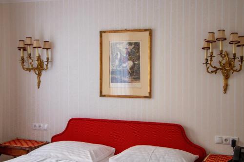 Superior Double Room image 6